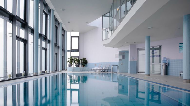 <b>InterContinental Warsaw Pool</b>. Images powered by <a href="https://www.leonardoworldwide.com/" title="Leonardo Worldwide" target="_blank">Leonardo</a>.