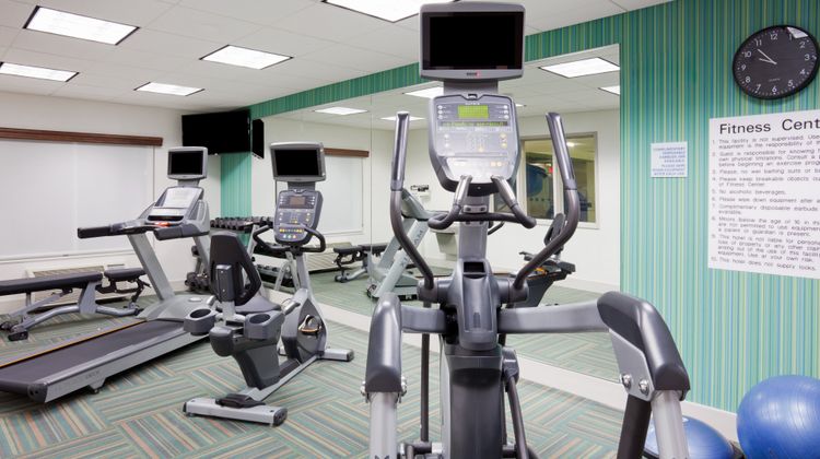 Holiday Inn Express Suites Health Club
