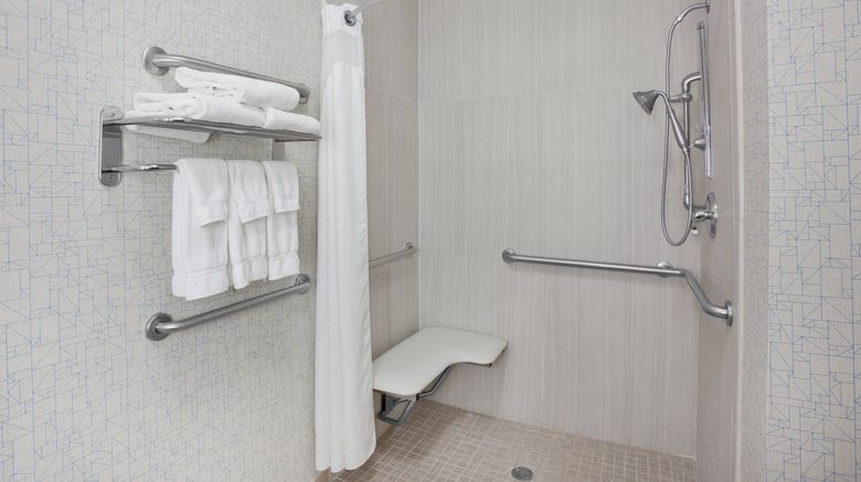 <b>Holiday Inn Express Suites Room</b>. Images powered by <a href="https://www.leonardoworldwide.com/" title="Leonardo Worldwide" target="_blank">Leonardo</a>.