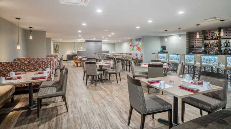 Holiday Inn Atlanta - Roswell Restaurant