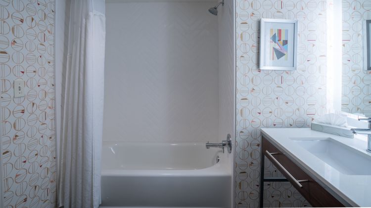 Holiday Inn Atlanta - Roswell Room