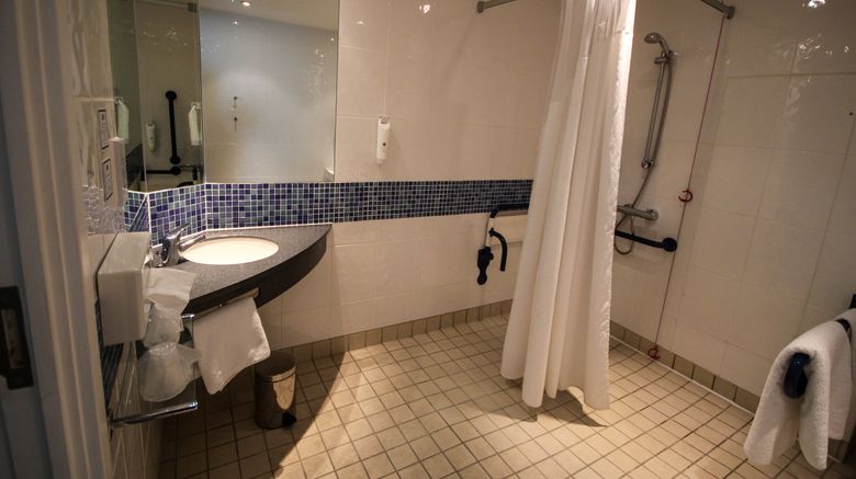 <b>Holiday Inn Express Doncaster Room</b>. Images powered by <a href="https://www.leonardoworldwide.com/" title="Leonardo Worldwide" target="_blank">Leonardo</a>.