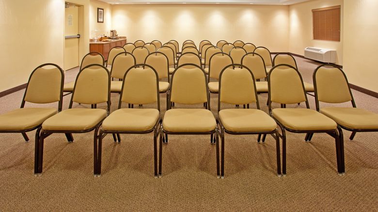 <b>Candlewood Suites Roswell Meeting</b>. Images powered by <a href="https://www.leonardoworldwide.com/" title="Leonardo Worldwide" target="_blank">Leonardo</a>.
