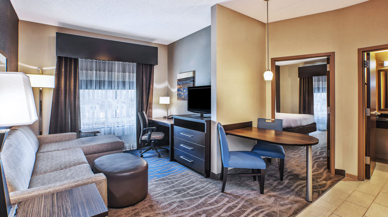 <b>Holiday Inn Express/Suites Dayton South Suite</b>. Images powered by <a href="https://www.leonardoworldwide.com/" title="Leonardo Worldwide" target="_blank">Leonardo</a>.