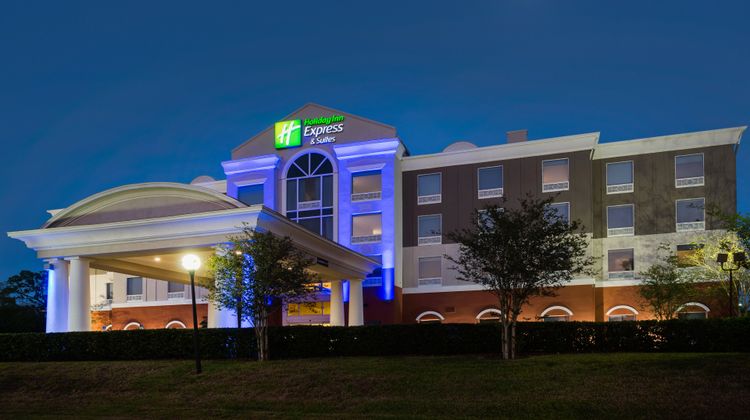 Holiday Inn Express & Suites-Fairgrounds Exterior