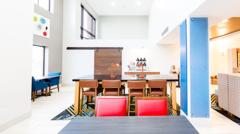 <b>Holiday Inn Express & Suites Shelbyville Restaurant</b>. Images powered by <a href="https://www.leonardoworldwide.com/" title="Leonardo Worldwide" target="_blank">Leonardo</a>.