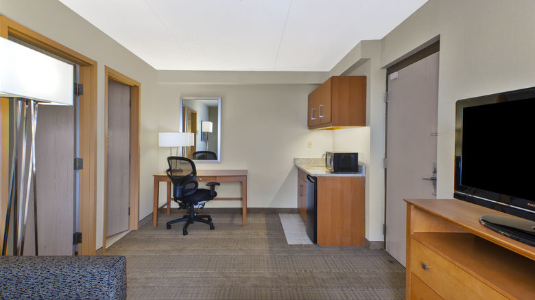 <b>Holiday Inn Bolingbrook Suite</b>. Images powered by <a href="https://www.leonardoworldwide.com/" title="Leonardo Worldwide" target="_blank">Leonardo</a>.