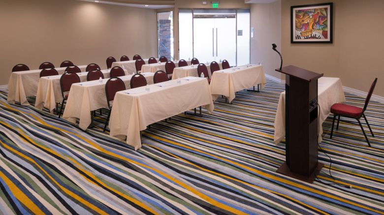 <b>Holiday Inn Express Hotel & Suites Meeting</b>. Images powered by <a href="https://www.leonardoworldwide.com/" title="Leonardo Worldwide" target="_blank">Leonardo</a>.