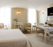 Bastide St Antoine Jacques Chibois Room