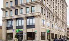 Holiday Inn Express Springfield Downtown