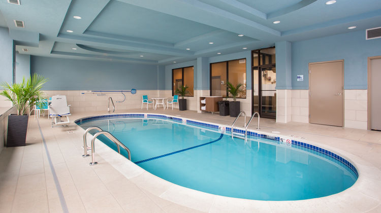 Holiday Inn Express Springfield Downtown Pool