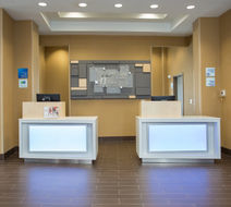Holiday Inn Express Springfield Downtown Lobby