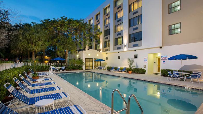 <b>Holiday Inn Express & Suites Plantation Pool</b>. Images powered by <a href="https://www.leonardoworldwide.com/" title="Leonardo Worldwide" target="_blank">Leonardo</a>.