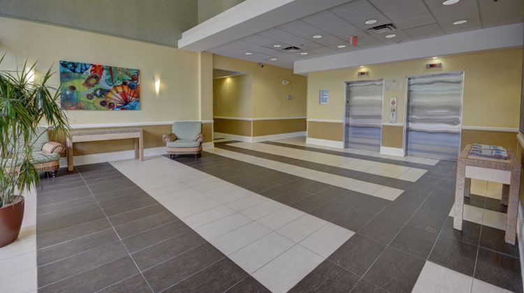 Holiday Inn Express & Suites Plantation Exterior