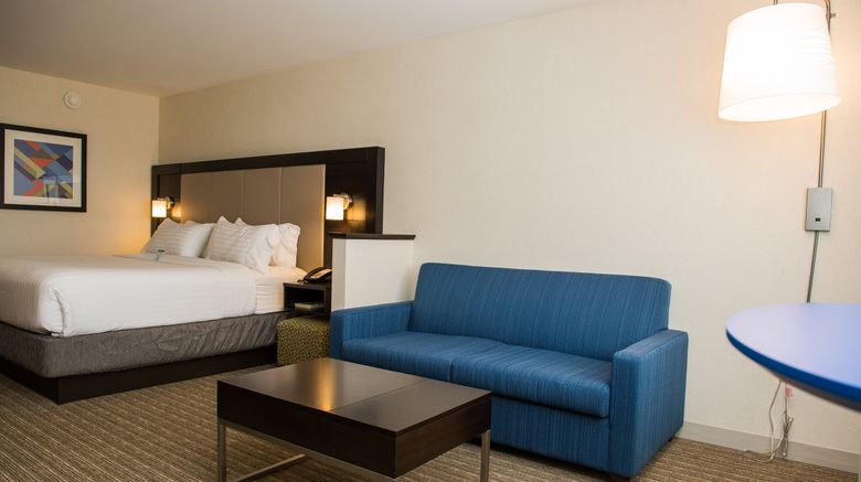 <b>Holiday Inn Express & Suites Marietta Room</b>. Images powered by <a href="https://www.leonardoworldwide.com/" title="Leonardo Worldwide" target="_blank">Leonardo</a>.