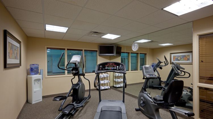Holiday Inn Express Hotel & Suites Health Club