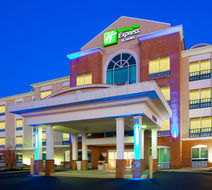 Holiday Inn Express Exterior