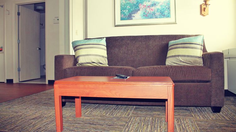 Candlewood Suites Syracuse-Airport Room