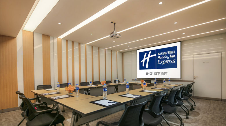 <b>Holiday Inn Express Textile City Meeting</b>. Images powered by <a href="https://www.leonardoworldwide.com/" title="Leonardo Worldwide" target="_blank">Leonardo</a>.