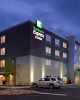 Holiday Inn Express & Suites Altoona