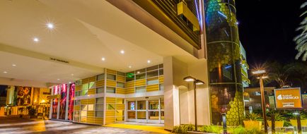 Hotel Indigo Anaheim Maingate Exterior
