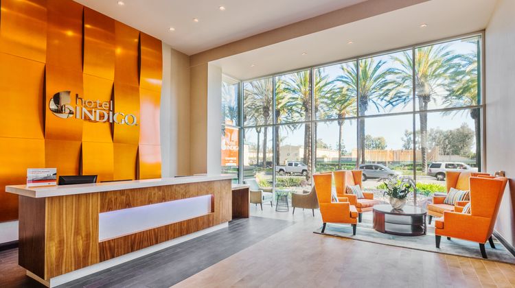 Hotel Indigo Anaheim Maingate Exterior