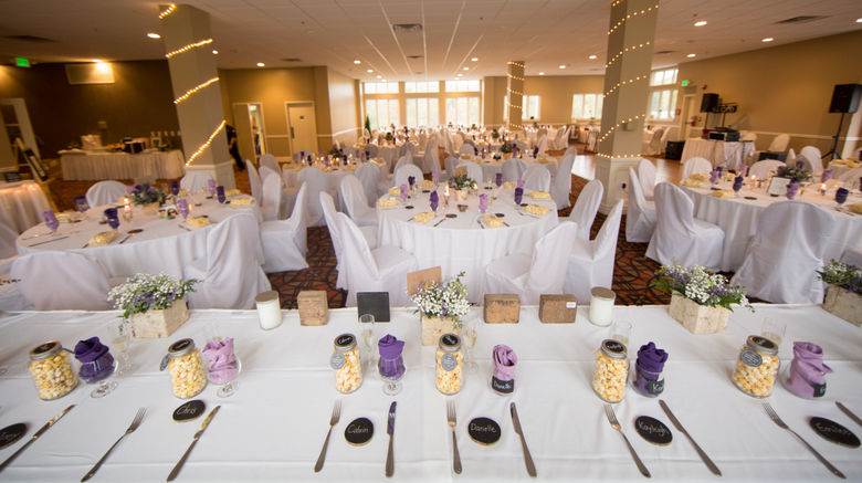<b>Holiday Inn Club Vacations Mt. Ascutney Meeting</b>. Images powered by <a href="https://www.leonardoworldwide.com/" title="Leonardo Worldwide" target="_blank">Leonardo</a>.