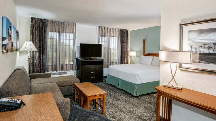 Staybridge Suites Round Rock Room