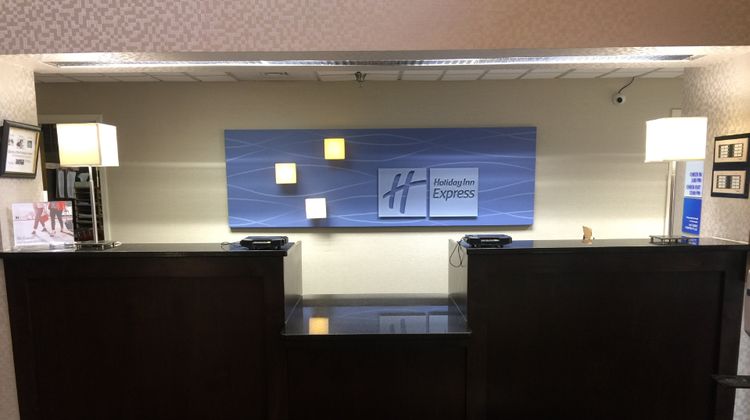 Holiday Inn Express & Suites Sanford Lobby