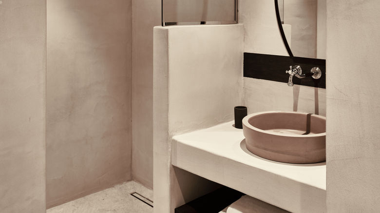 <b>Hotel Istoria, Perivolos Beach Room</b>. Images powered by <a href="https://www.leonardoworldwide.com/" title="Leonardo Worldwide" target="_blank">Leonardo</a>.