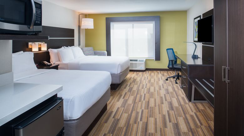 <b>Holiday Inn Express Hotel & Suites Room</b>. Images powered by <a href="https://www.leonardoworldwide.com/" title="Leonardo Worldwide" target="_blank">Leonardo</a>.