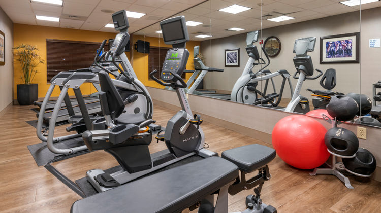 Holiday Inn Express and Suites Hays Health Club