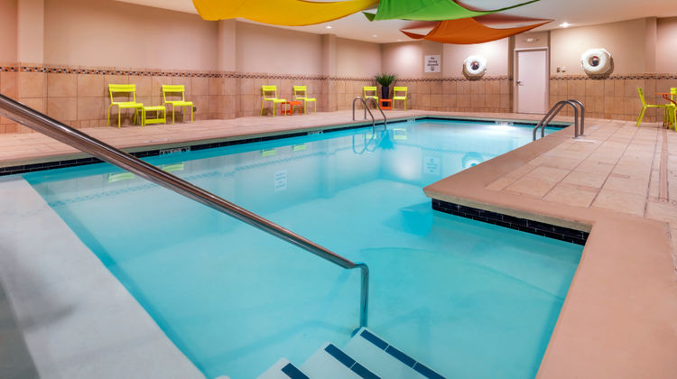 Holiday Inn Express and Suites Hays Pool
