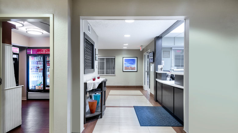 <b>Candlewood Suites Lobby</b>. Images powered by <a href="https://www.leonardoworldwide.com/" title="Leonardo Worldwide" target="_blank">Leonardo</a>.