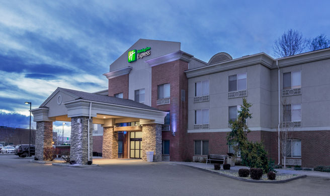 Holiday Inn Express Ellensburg Exterior