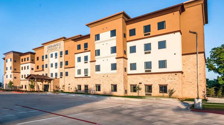 Staybridge Suites Lake Jackson Exterior