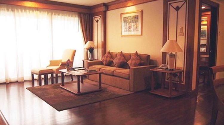 Bliston Suwan Park View Hotel Room