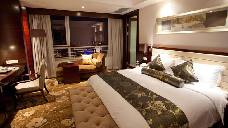 <b>New Century Grand Hotel Qingdao Room</b>. Images powered by <a href="https://www.leonardoworldwide.com/" title="Leonardo Worldwide" target="_blank">Leonardo</a>.