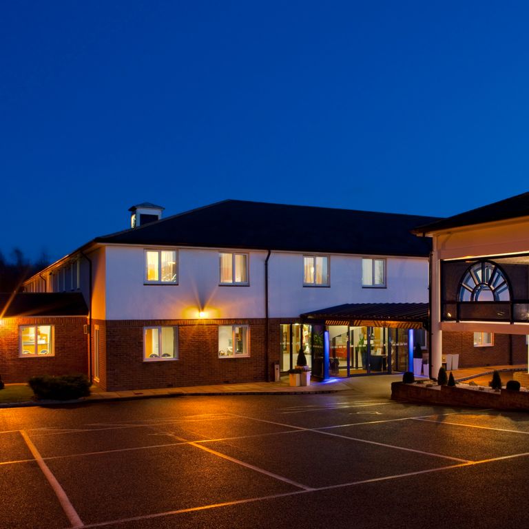 Holiday Inn Express Canterbury