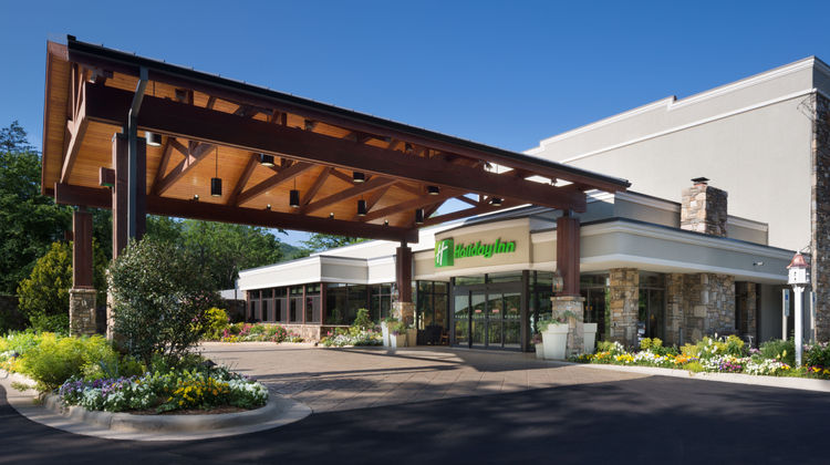 Holiday Inn Ashville East Blue Ridge Exterior