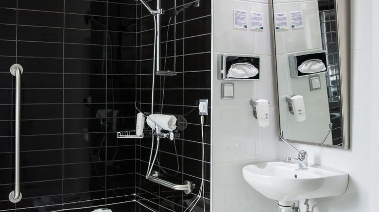 Holiday Inn Express Lisbon Av Liberdade Room