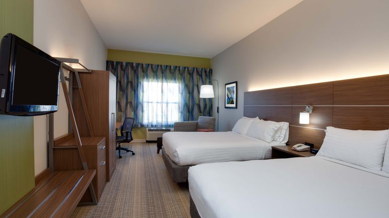 <b>Holiday Inn Express & Suites Room</b>. Images powered by <a href="https://www.leonardoworldwide.com/" title="Leonardo Worldwide" target="_blank">Leonardo</a>.