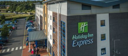 Holiday Inn Express Kettering Exterior