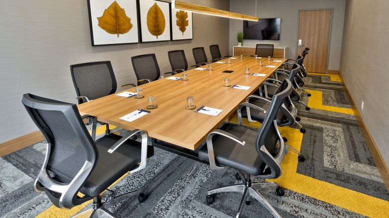 <b>Holiday Inn Expr & Stes Trois-Rivieres W Meeting</b>. Images powered by <a href="https://www.leonardoworldwide.com/" title="Leonardo Worldwide" target="_blank">Leonardo</a>.