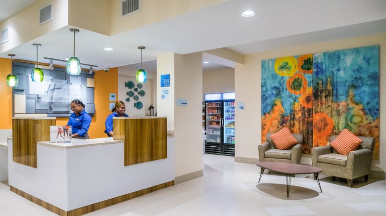 <b>Holiday Inn Express & Suites Nassau Lobby</b>. Images powered by <a href="https://www.leonardoworldwide.com/" title="Leonardo Worldwide" target="_blank">Leonardo</a>.