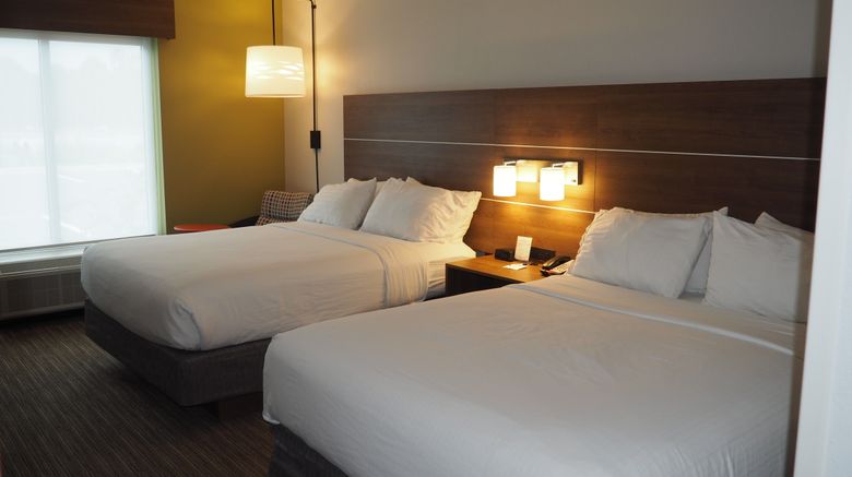 <b>Holiday Inn Express Hotel & Suites Room</b>. Images powered by <a href="https://www.leonardoworldwide.com/" title="Leonardo Worldwide" target="_blank">Leonardo</a>.