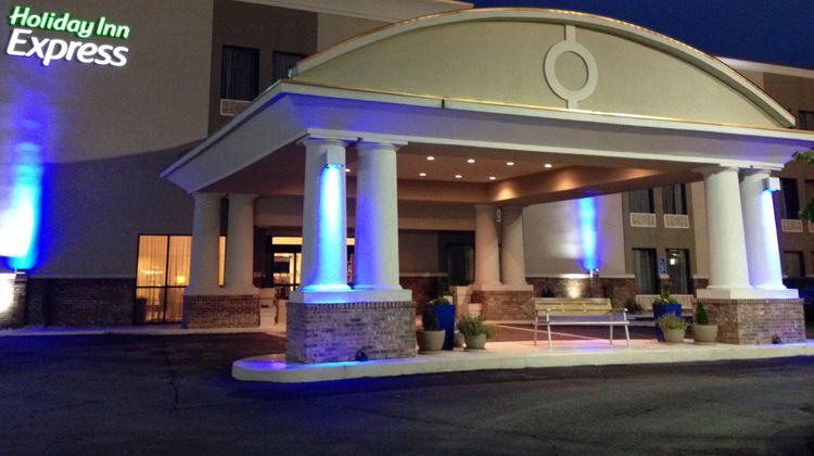 Holiday Inn Express New Albany Exterior