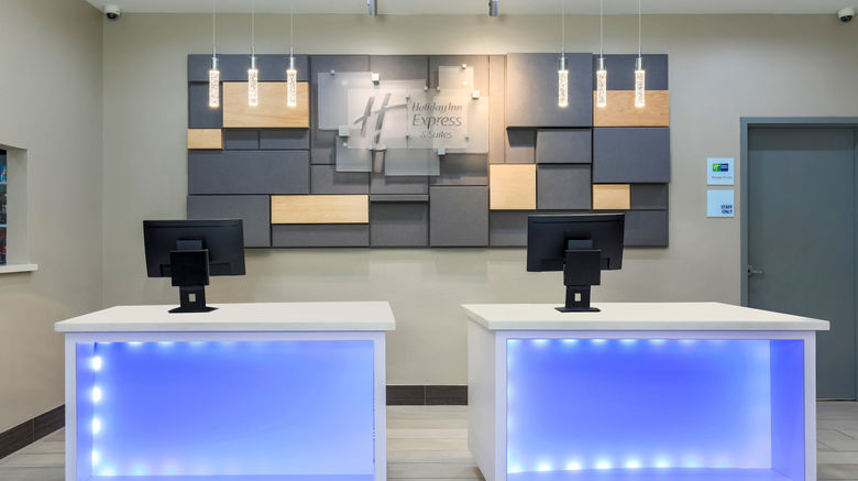 <b>Holiday Inn Express & Suites Houston SE Lobby</b>. Images powered by <a href="https://www.leonardoworldwide.com/" title="Leonardo Worldwide" target="_blank">Leonardo</a>.