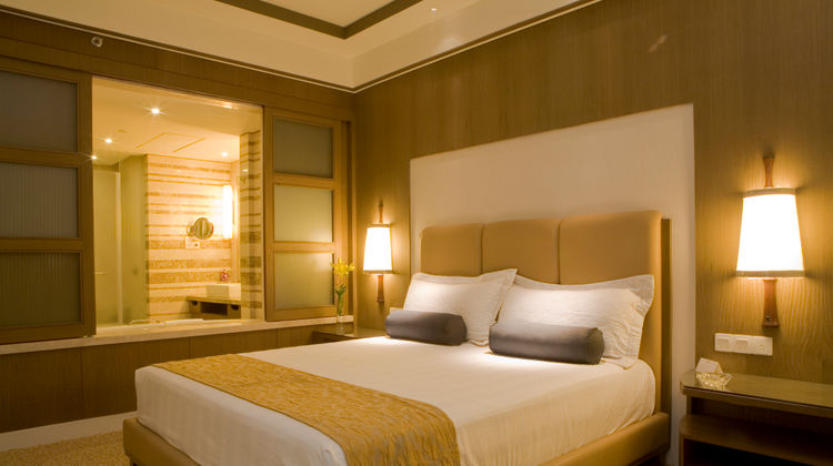 Crowne Plaza New Delhi Okhla Room