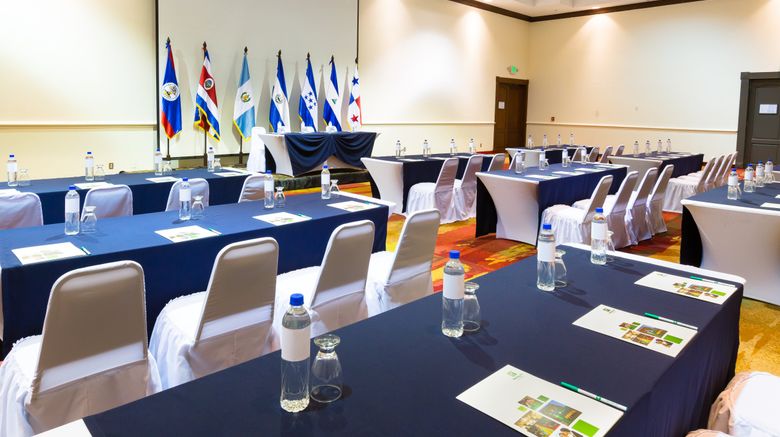 <b>Holiday Inn San Salvador Meeting</b>. Images powered by <a href="https://www.leonardoworldwide.com/" title="Leonardo Worldwide" target="_blank">Leonardo</a>.